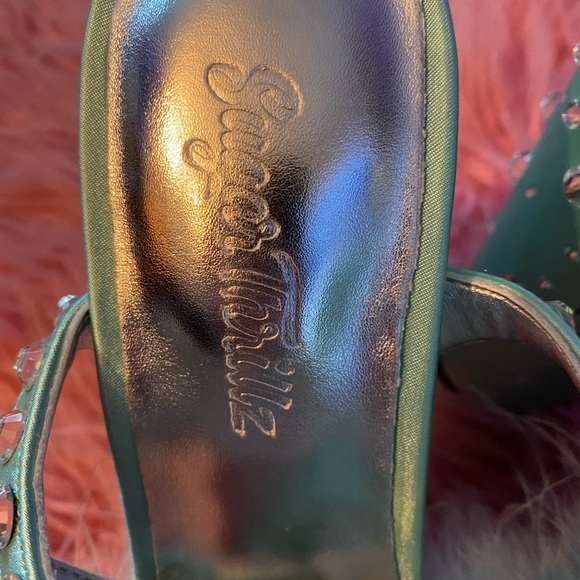 Mint boudoir sugar thrillz heels size 8. Never worn. - Picture 3 of 5